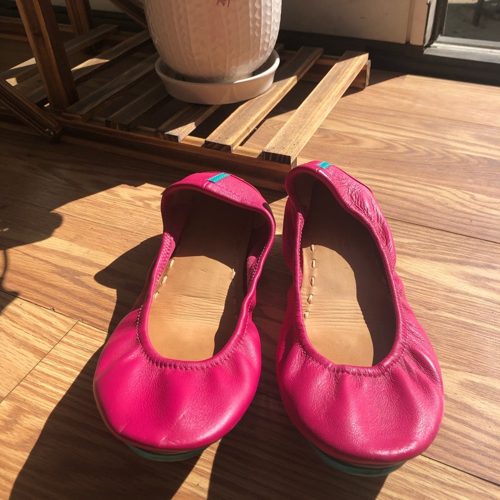 Fuchsia Tieks